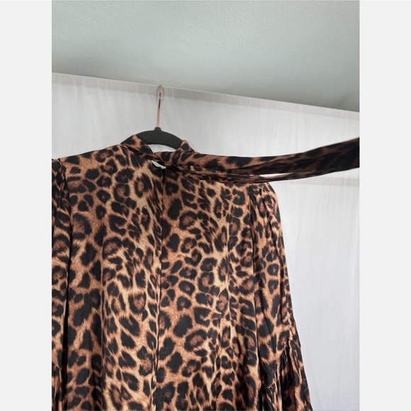 NWT Chloe Kristyn [ Small ] Satin Bell Sleeve Mini Dress in Leopard Animal Print - Picture 12 of 14